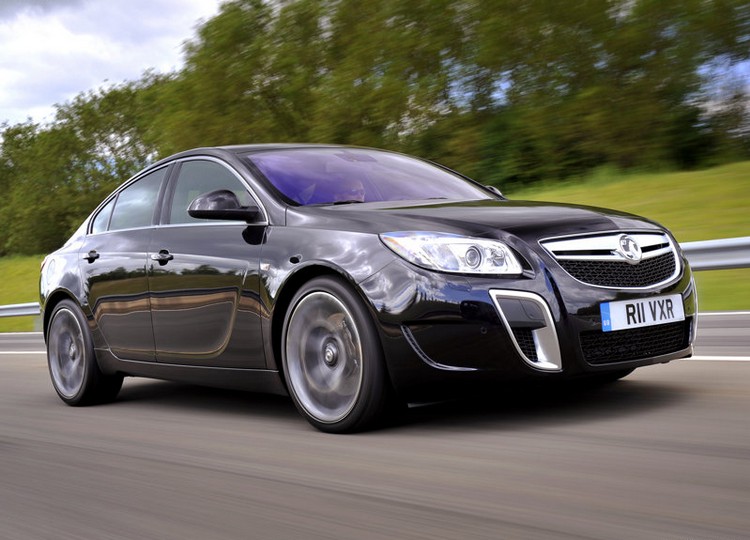 Although it is like sports the Opel Insignia VXR 2010 Very practical car
